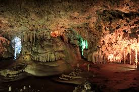 Znalezione obrazy dla zapytania jaskinie wilków