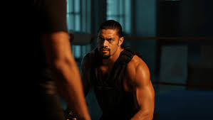 Roman Reigns returns to Raw tonight, readies for CM Punk clash