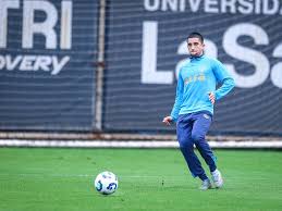 Atacante do Grêmio presta depoimento por suposta relação com traficante no Uruguai