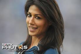 Bollywood actress Chitrangada Singh, who hails from the national capital, cheered for the Deccan Chargers during their IPL match against Delhi Daredevils at ... - chitra_100712_180757_6503
