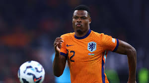 Dutch Disappointment: Dumfries & De Jong Slam Draw with Poland! - Imagen principal del artículo