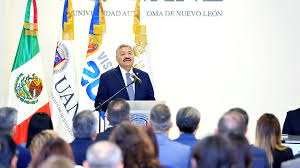 Arriban estudiantes nacionales y extranjeros a campus de la UANL