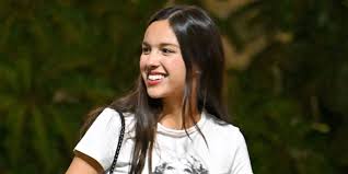 Olivia Rodrigo & Julian Croonenberghs Seemingly Confirm Dating Rumors with PDA Photos