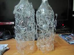 ผลการค้นหารูปภาพสำหรับ การทำโคมไฟจากขวดพลาสติก