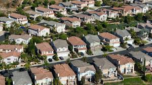 BoC hikes rates for the first time in over three years - Mortgage Professional America