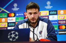 Kvaratskhelia: I'm proud of my choice to join PSG