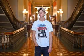 The Democrat Making Republicans Nervous in Iowa