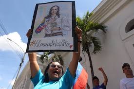 Llama Machado a protestar por elecciones en Venezuela