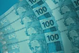Quando é o quinto dia útil de agosto 2026? Veja data para pagamentos dos salários