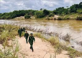 Tăng cường chống buôn lậu, gian lận thương mại và hàng giả dịp trước, trong và sau Tết Nguyên đán Ất Tỵ 2025