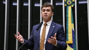 Sem rachadinha ou contrato com Master, diz Nikolas sobre patrimônio