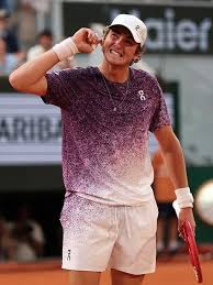 Saque e Voleio: Por que gosto das chances de João Fonseca contra Ruud em Roland Garros
