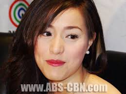 Eh naman, yun artista na gumaganap ng komersyal na ito ay si Kristine Reyes. “Aminin! Naka **** *** ka na no? C&#39;mon we all do it, jukz!” Eh OK LANG PALA! - 102209-christine