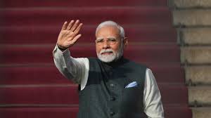वाराणसी: पीएम मोदी के दौरे से पहले रूट डायवर्जन, सीएम योगी ने की तैयारियों की समीक्षा - Imagen principal del artículo