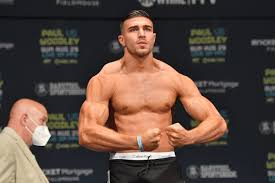 Tommy Fury vs. Eddie Hall weigh ins video, LIVE stream results | Misfits Boxing
