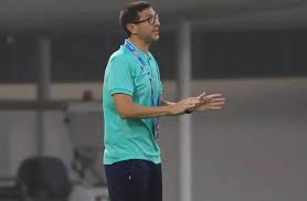 سفر مربی جدید استقلال به ایران