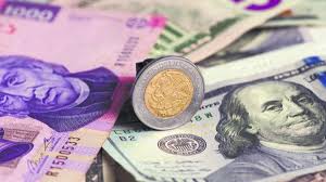 Peso mexicano se deprecia contra el dólar tras tocar su mejor nivel del año