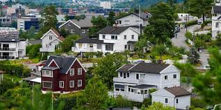 Fire av fem eneboliger solgt under prisantydning (+)