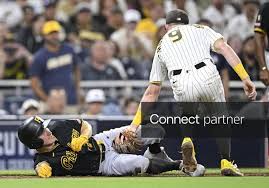 Padres Vs Pirates