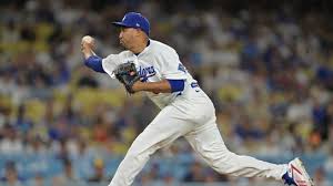 Muncy's historic night gets lost in Díaz's ninth-inning collapse