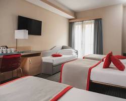 iQ Hotel Roma room design (由 AI 生成)