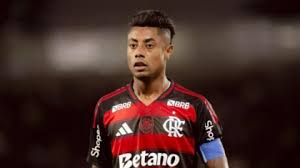 Decisivo contra o Corinthians, Bruno Henrique celebra 200 jogos no Maracanã