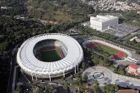 Calcio: stasera la Roma contro il Cagliari all'Olimpico per un posto in Champions. Lazio pirata allo Juventus Stadium
