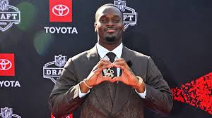 Cardinals had to delay drafting Jeremiyah Love because they had a wrong phone number