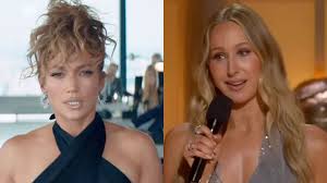 Jennifer Lopez Showed Up On The Golden Globes Set In A Bangin' Yellow Dress To Do A Bit With Host Nikki Glaser