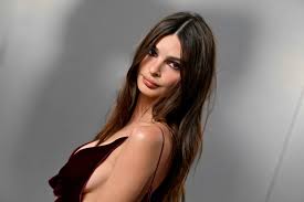 Emily Ratajkowski's Red Bodycon Dress Is Shredded All the Way Down to Her Hips
