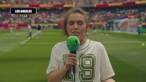Senne Lammens during the match