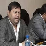 raids properties Gupta family, centre