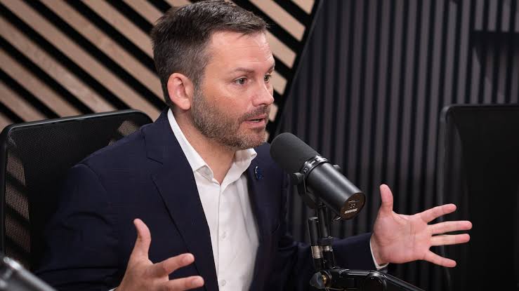 Parti Québécois delays sovereignty referendum until Trump leaves office; St-Pierre Plamondon aims to ease voter anxiety ahead of Quebec's election campaign