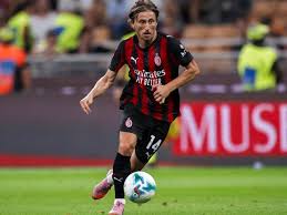 Milan-Cremonese, ufficiali: Modric dal 1', davanti Gimenez-Pulisic