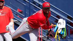 Hunter Greene Evaluated for Right Elbow Stiffness