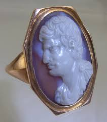 Hard stone Cameo Ring. This item has been sold; Price Range: £2500-£5000. Hard stone Cameo Ring - 736131