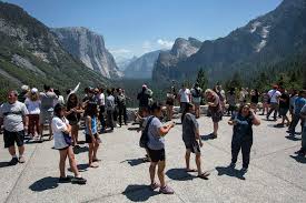 Yosemite National Park Offers Free Entry in May 2026