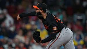 Seranthony Domínguez joins Blue Jays to boost bullpen