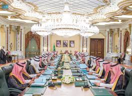 مجلس الوزراء السعودي يوافق على قواعد التعاقد مع السعوديين في الخارج
