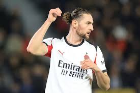 Rabiot brushes aside Milan questions: ‘Concentrated on the World Cup’