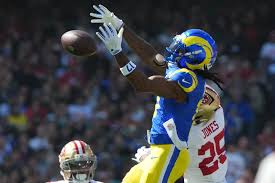 Watch: Davante Adams makes great leaping catch for 31-yard TD