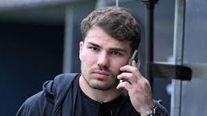 News source: Ouest-France