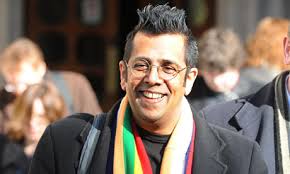 Science writer Simon Singh outside the high court, London, after he won his appeal for the right to rely on the defence of fair comment in a libel action. - Simon-Singh-001