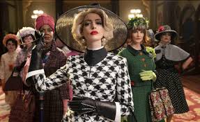 Filme da 'Sessão da Tarde' hoje: Anne Hathaway interpreta a líder das bruxas