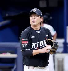 'LG→Samsung→KT' Pro 23-Year Veteran Iron Man Praised by Championship Coach 