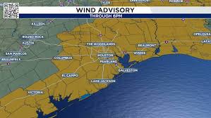 Windy conditions in SE Texas ahead of a freeze warning Tuesday morning