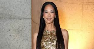 Kimora Lee Simmons Reflects on Early Marriage and Motherhood as She Returns to Reality TV