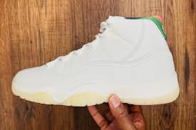 Sneaker Freaker Magazine - News update