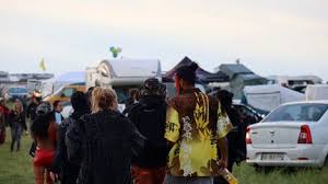 "Il est temps que ça se termine" : dans le Cher, la free party continue mais les autorités préparent la fin de la fête