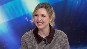 Taylor Tomlinson Opens up About Her New Comedy Special